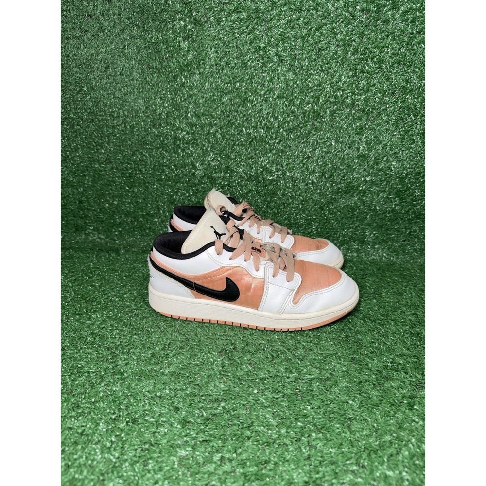 Nike Air Jordan 1 Women Size 5.5 Boys 4Y Beige Low Top Basketball Shoes Sneakers